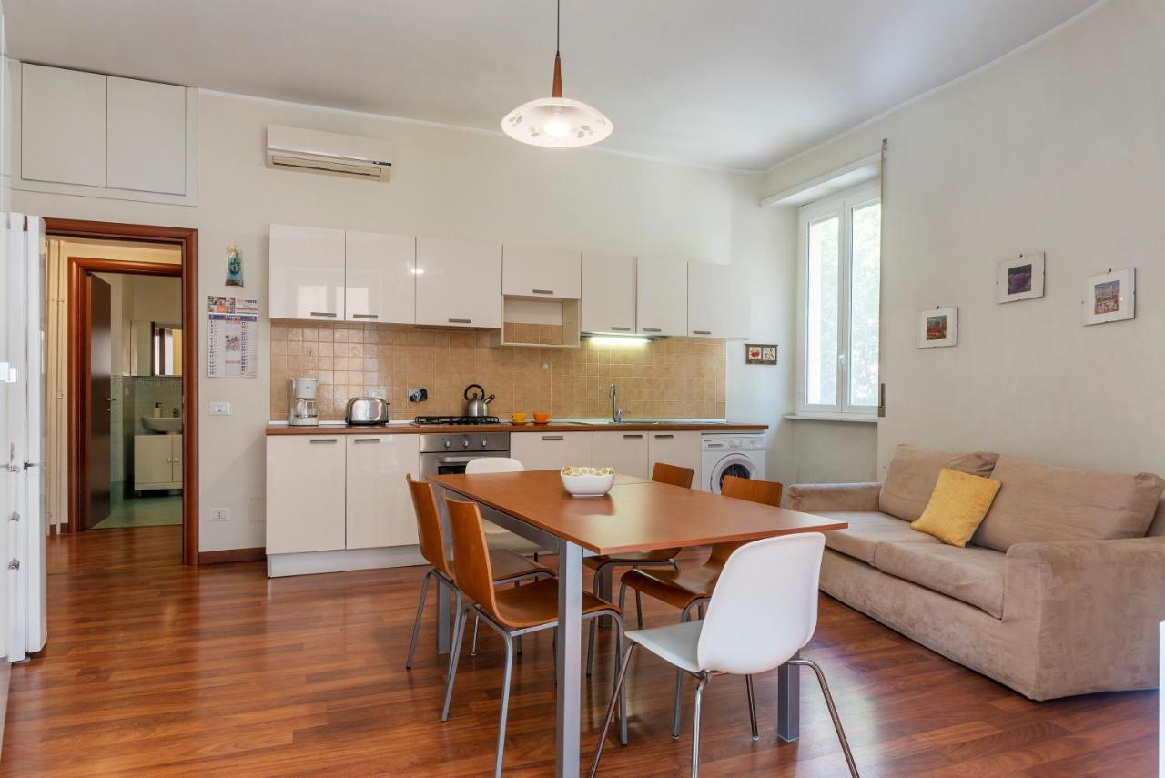 Piazza Re Di Roma Apartment ภายนอก รูปภาพ